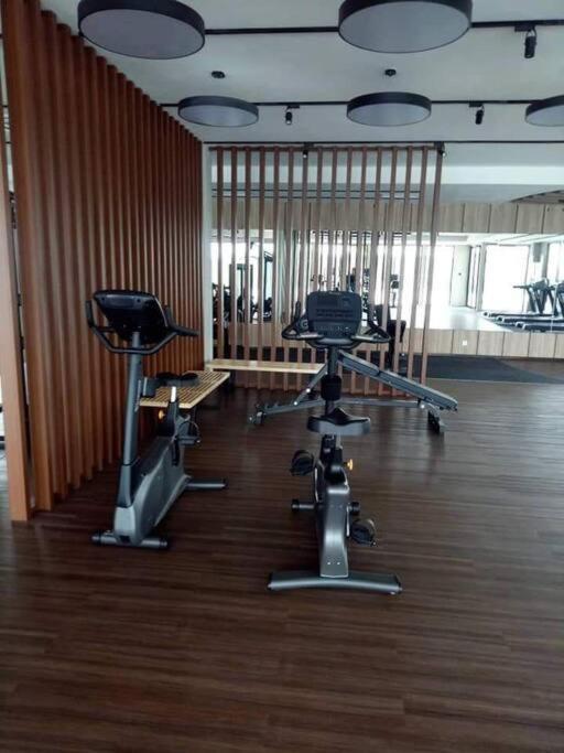 Ss Condostay Residensi Lili, Nilai Nearby Klia, Usim - Infinity Pool, Wifi, Smart Tv エクステリア 写真